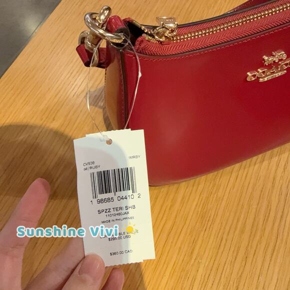 NWT Coach Teri Shoulder Bag Crossbody In Spazzolato Leather cv938 Ruby Gold - Picture 2 of 9